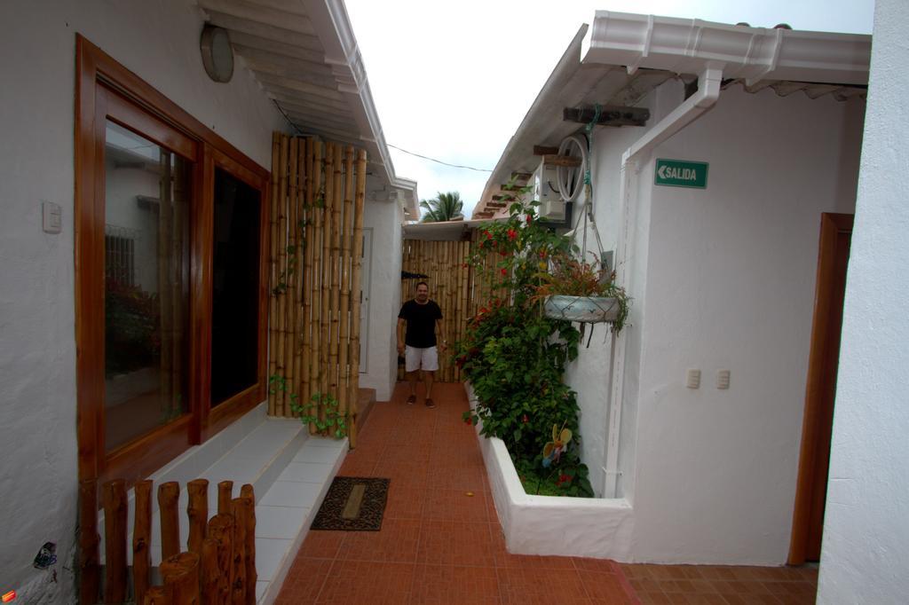 Zurisadai Puerto Ayora (Galapagos Islands) Exterior foto