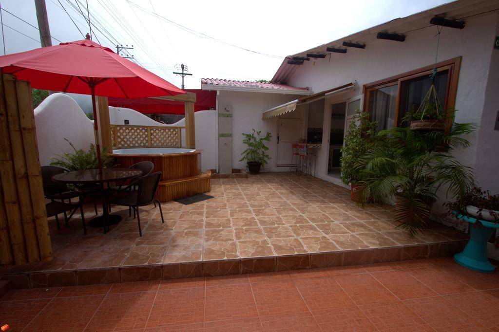 Zurisadai Puerto Ayora (Galapagos Islands) Exterior foto